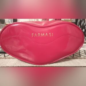 Farmasi Cosmetic Bag, super cute - NWOT